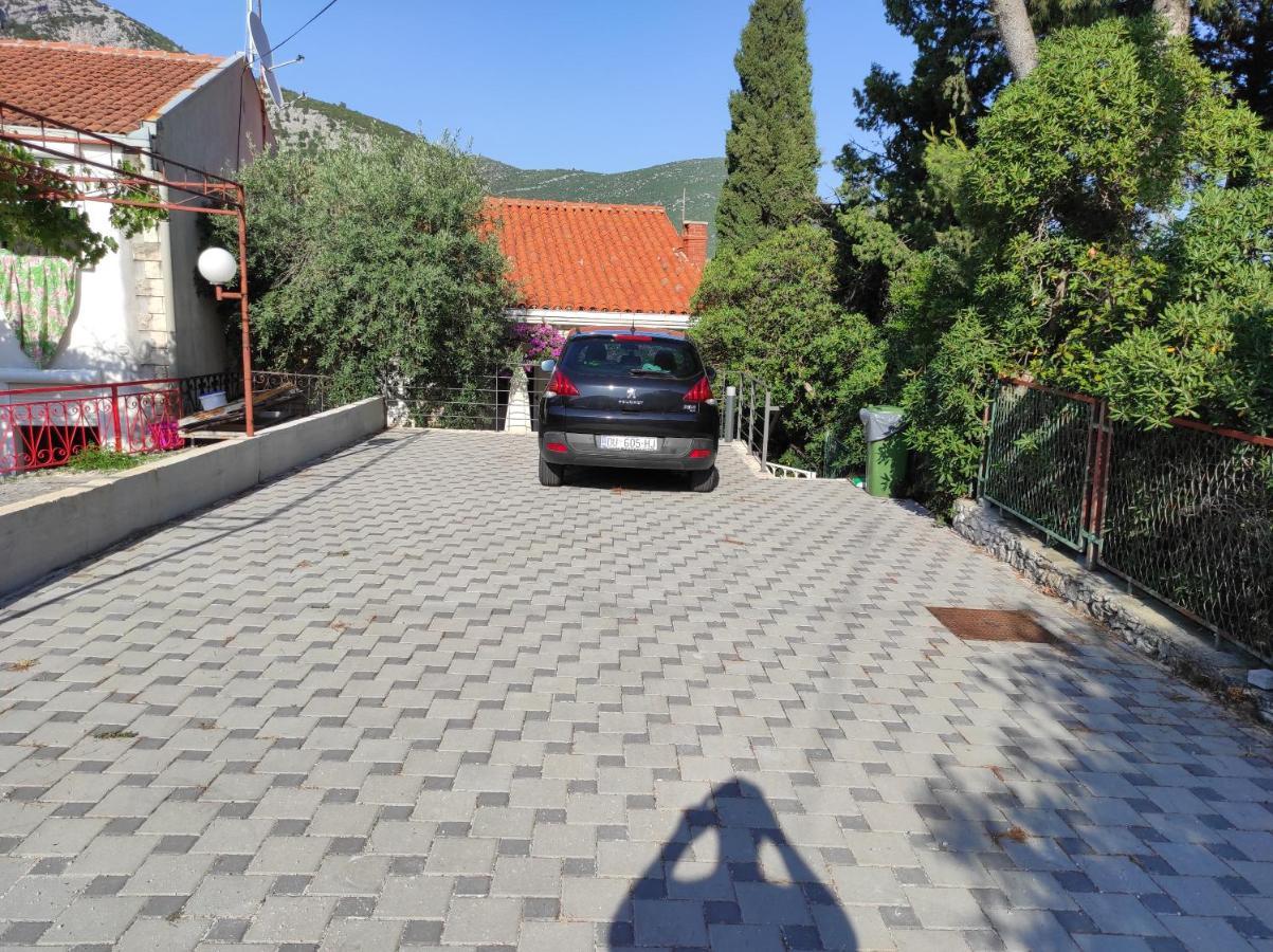 Apartman Martic Klek Exteriör bild